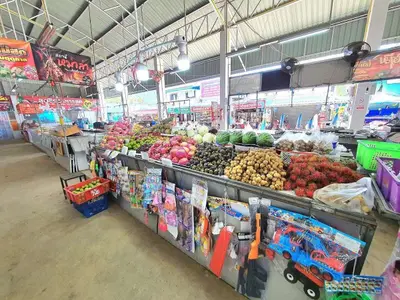 Samoeng Tai Market