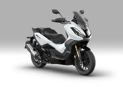 The Best 300cc+ Touring Scooters for Northern Thailand